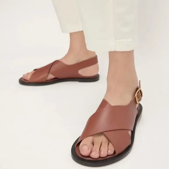Everlane City Crossover Sandal Rum Brown Leather Flat Buckle Strap Size 5 New - Picture 5 of 8